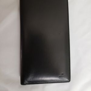 Authentic Gucci leather long wallet